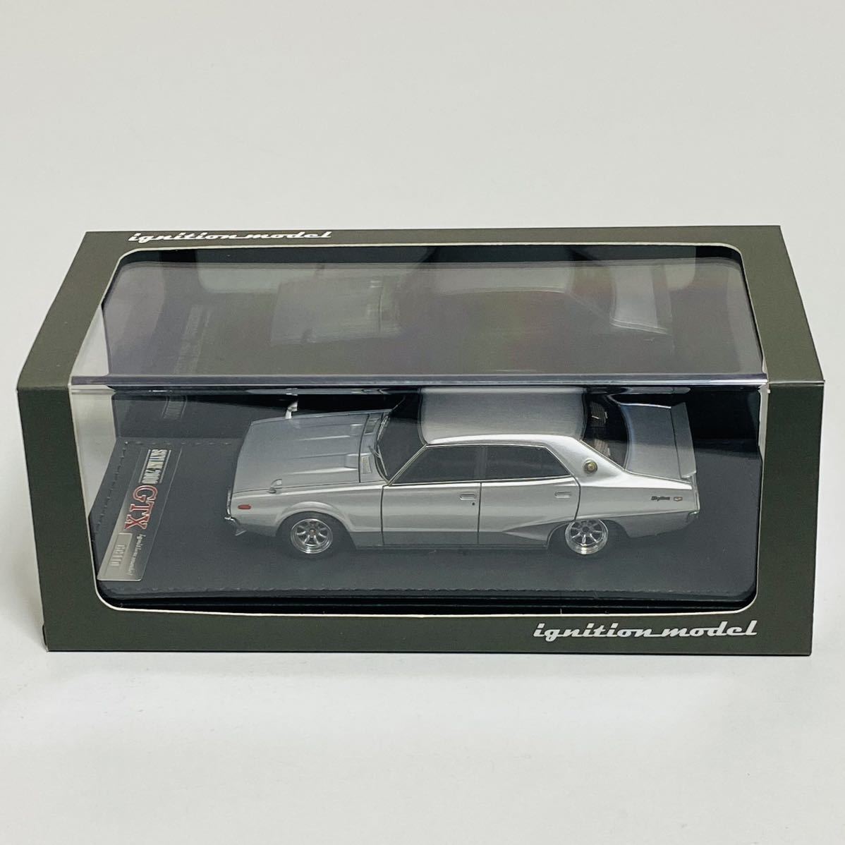 Ignition Model 1/43 Nissan Skyline 2000 GT-X GC110 Silver Ignition Model 1/43 Nissan Skyline 2000 GT-X GC110 Silver