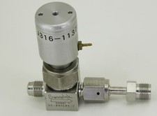 11375 SWAGELOK BELLOW SEATED VALVE, 1/4" SS-BNVCR4-C
