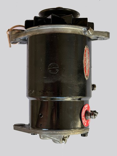 DELCO REMY 12 VOLT O.E. GENERATOR 1100321 7E2 1957-1962 GM - Picture 2 of 8