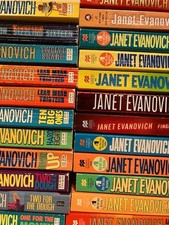 Build Your Own Janet Evanovich Paperback Lot/...