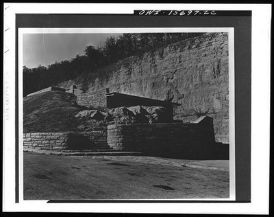 Photo:Stone Mountain Georgia 1930s rock carving wall monument site