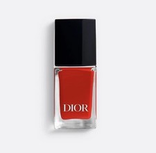 Dior Vernis 999 Nail Polish / Red/ New  Dior Pouch