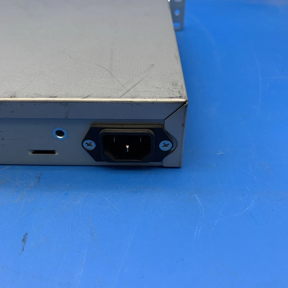 Microsemi Corp PowerDsine 6512G 24-Port Ethernet Gigabit Network Switch - Image 2 of 3