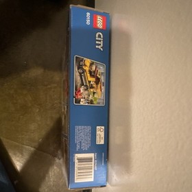 LEGO City Pizza Van 60150 Complete Set, 249 Pieces, Ages 5-12