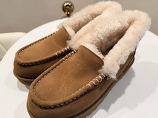 UGG Women  s Ansley Parc Suede Platform Moccasins Chestnut Size 10 MSRP 130