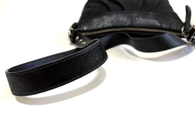 NICE COACH Y2K PLEATED BLK SIGNATURE C MEDIUM CROSSBODY SHOULDER