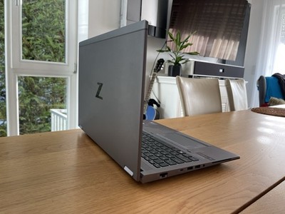 HP ZBook Fury 15 G7 48GB RAM! i7-10750H 512GB SSD Quadro T2000 QWERTY Wenig Zykl