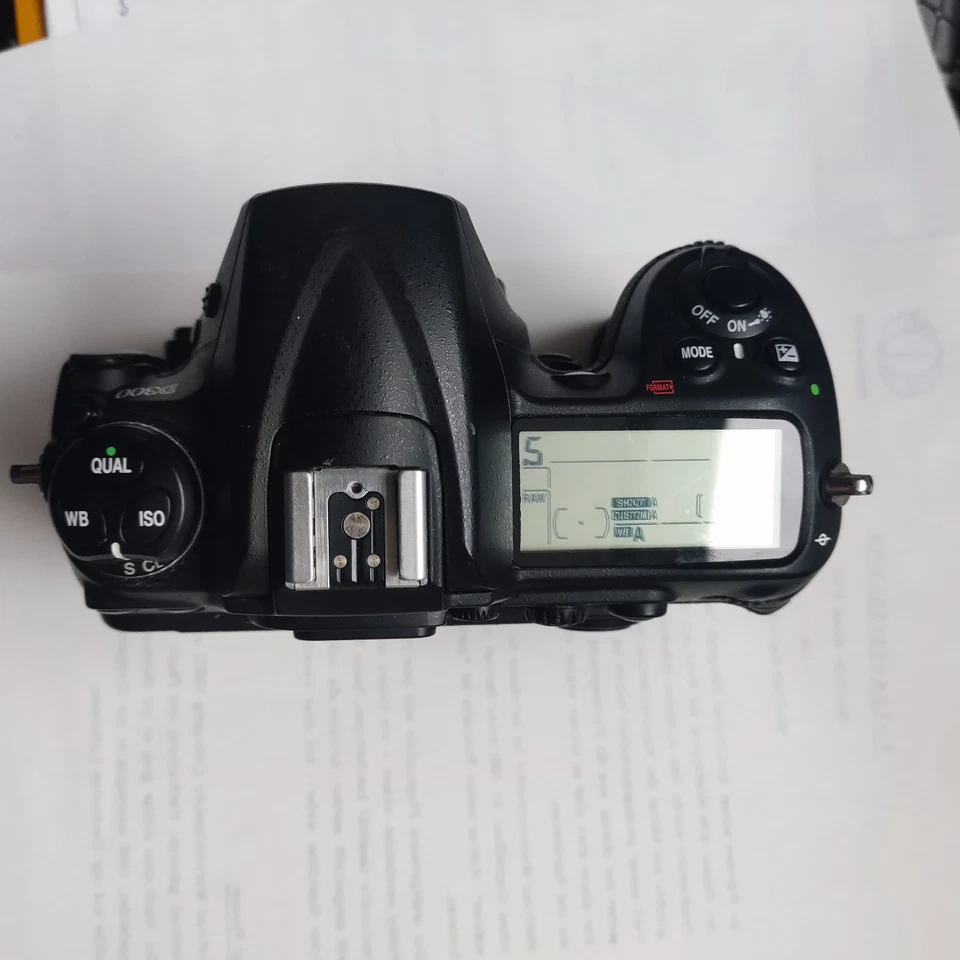 Nikon D300 Body Originalverpackung - Bild 3 von 4