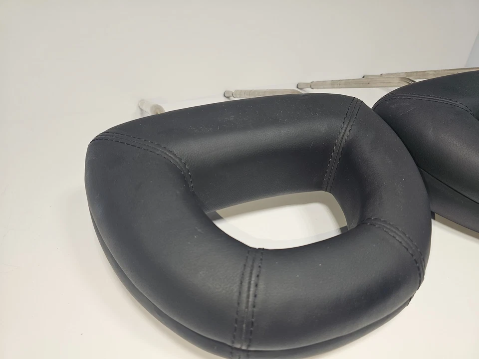 Par de reposacabezas de asiento delantero negro Volkswagen Beetle 2000-2002 Foto 4 de 4