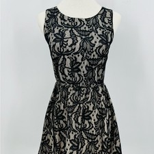 Three Hearts Elegant Black Lace Dress, S