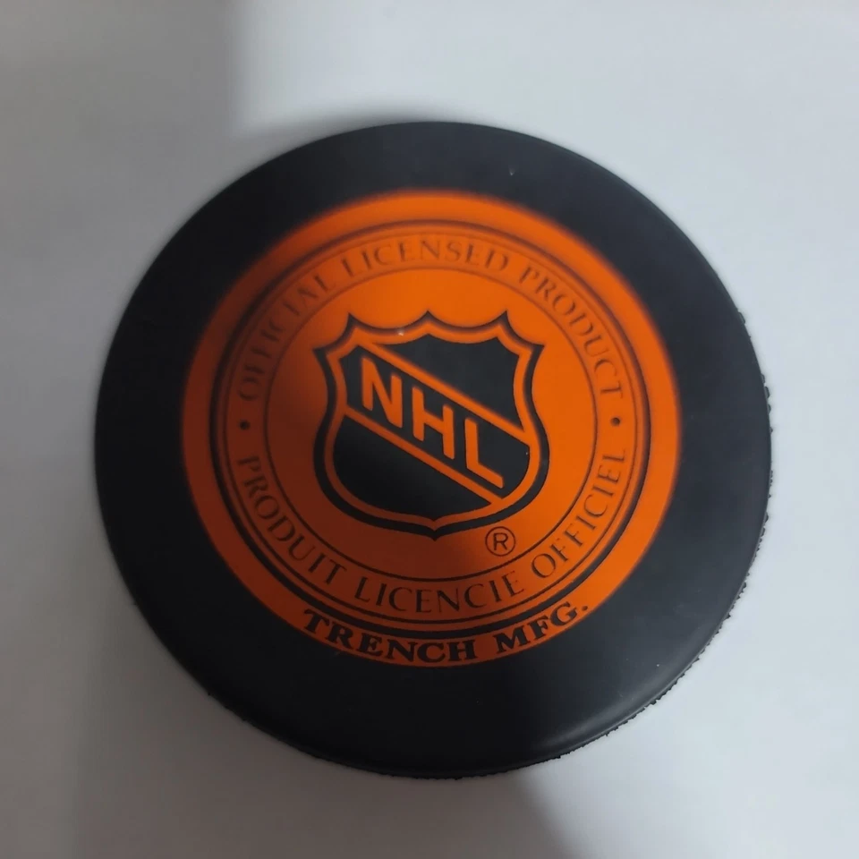 Disco de hockey firmado por Bobby Hull autografiado HOF Chicago Blackhawks #9 Insc Foto 2 de 2