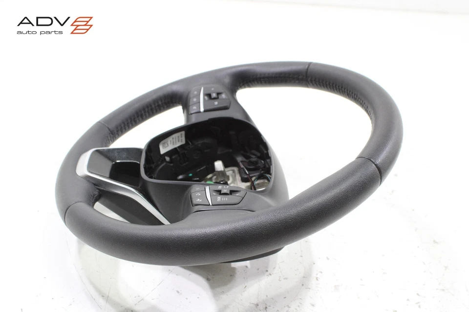 Volante Ford Escape 2020-2022 con interruptores OEM Foto 4 de 4