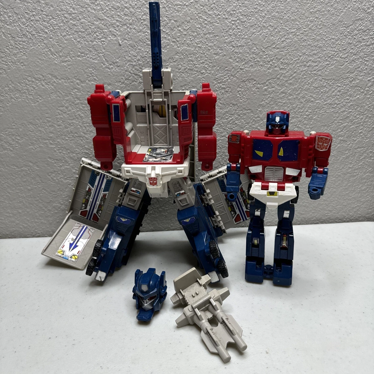 1988 Optimus Prime Transformers & Robots Action Figures for sale