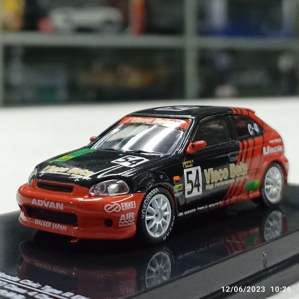 Tarmac Works 1/64 Honda Civic Type R EK9 Super Taikyu 2000