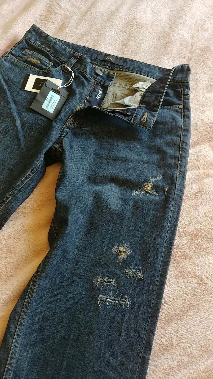 Picture 2 of 4