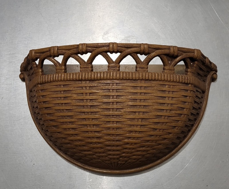 Vintage Brown Woodtone Faux Wicker Rattan Basket Weave Wall Pocket Planter 