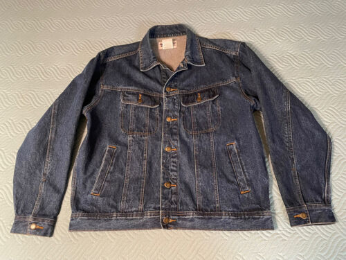 VTG Wrangler Rugged Wear Jean Jacket Mens Large Blue Button Pockets Heavy Denim