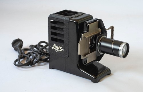 Leitz Parvo slide projector in excellent condition! - Foto 1 di 7
