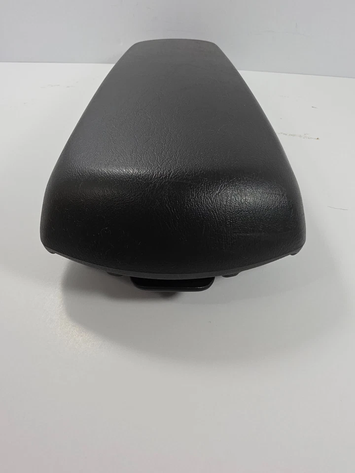 04-08 Chevy Malibu consola tapa reposabrazos central almacenamiento tapa superior negro OEM Foto 4 de 4