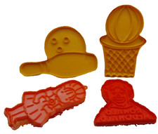 Wilton 1970s cookie cutter Ronald McDonald gi...