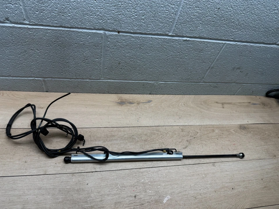 宝马 650 640 M6 原始设备制造商可转换后部左折叠顶部车厢液压 CYLINDER — 第 4/4 张图片