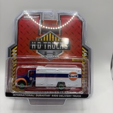 Green light Chase Gulf HD Trucks International Durastar 4400 Delivery Truck