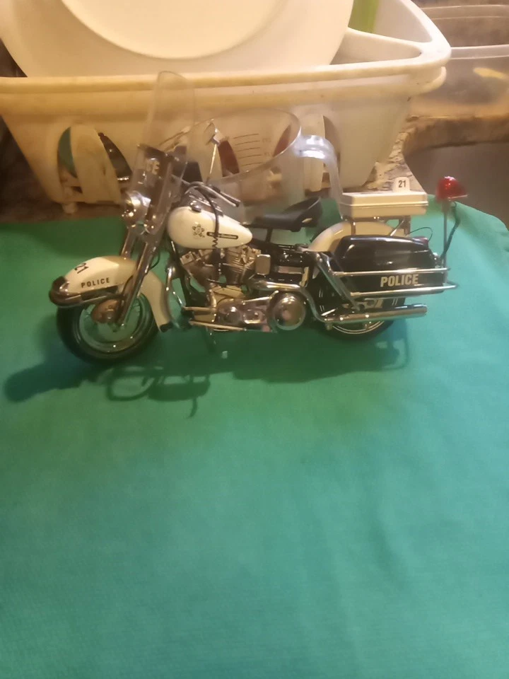 Motocicleta Franklin Mint Harley Davidson 21 Police Patrol escala 1:10 para piezas Foto 4 de 4