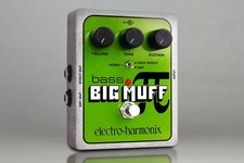Electro-Harmonix BASS BIG MUFF PI Fuzz Pedal ...