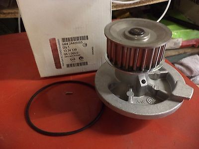 Pompe à eau Opel 24409355 pour Astra, Omega et Zafira - Pièce neuve