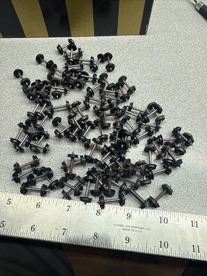 HO Wheel Sets Plastic Wheels & Metal Axles Lot of 93 Mixed Brand