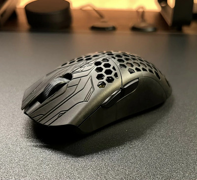 Finalmouse ULX Competition Small - Raw Carbon Edition (31 g)