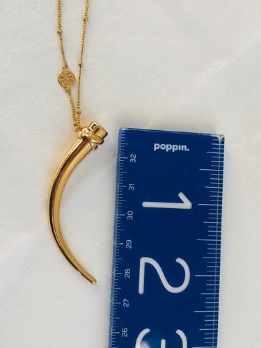 NWT Authentic TORY BURCH Classic Wrapped Horn Logo Necklace in Gold MSRP $175 - Picture 10 of 12
