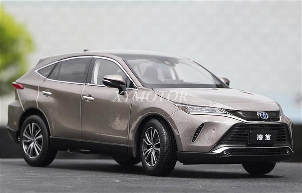 ミニカー 1/18 トヨタ ハリアー TOYOTA HARRIER プラチナ ミニカー 1/18 トヨタ ハリアー TOYOTA HARRIER プラチナ ミニカー