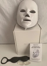 Yoove Skin Rejuvenating LED Light Face Mask **Read**