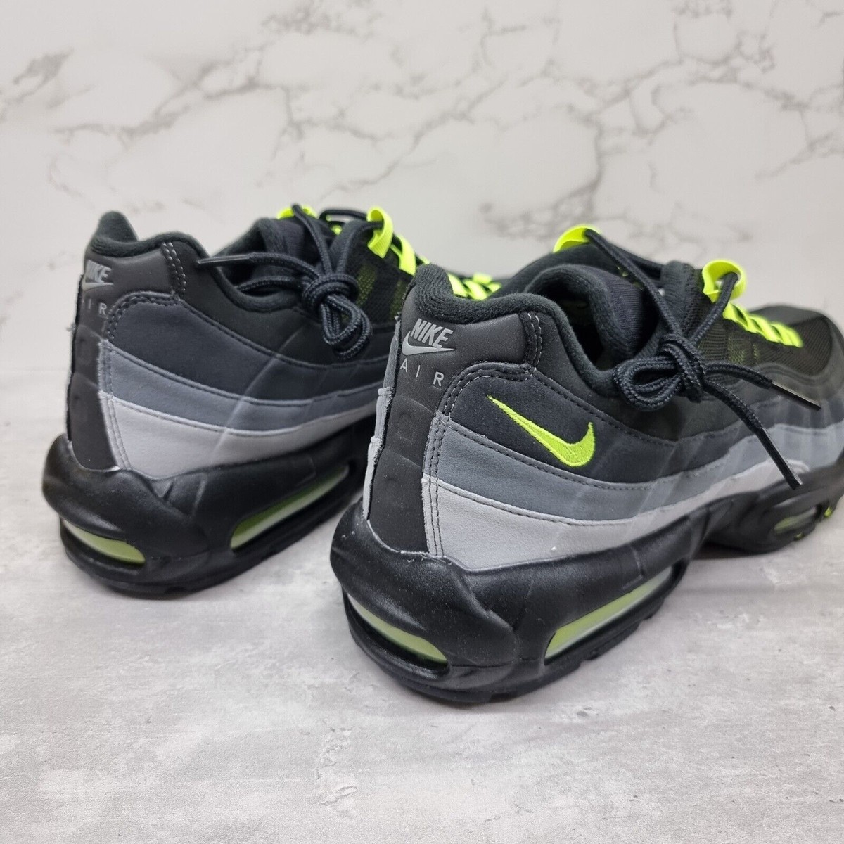 靴 NIKE Air Max 95 BLACK/GREEN SHOCK-BLACK Nike Air Max 95 OG Big Bubble Black Green Shock IB1667-002