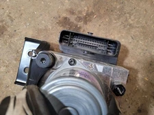 Anti-Lock Brake Part Naturally Aspirated Fits 21-23 SANTA FE 1974984