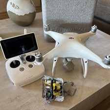 DJI phantom 4 pro v2.0 avec étui