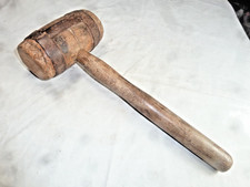 BEAU MAILLET FERRE EN BOIS / ART POPULAIRE OUTIL ANCIEN MENUISIER