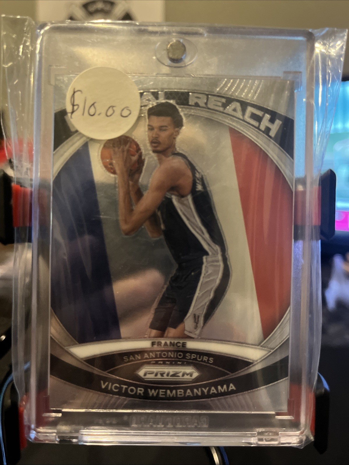 2023-24 Panini Prizm - Global Reach Victor Wembanyama #2 Silver Prizm (RC)