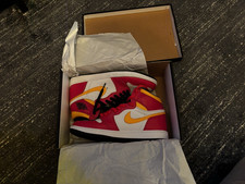 Nike Men s Athletic Sneaker High top Colorblo...