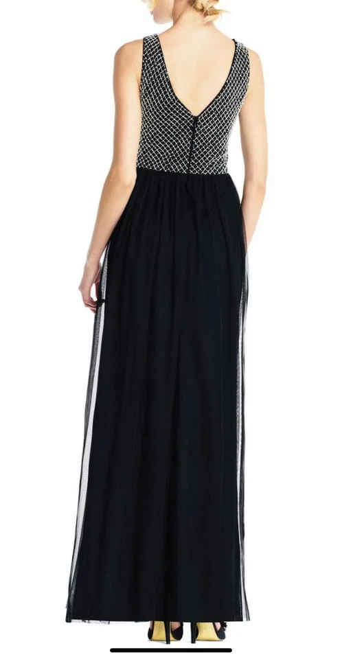 NUEVO CON ETIQUETAS BHLDN Vestido Adrianna Papell Bryce Talla 2 Azul Marino Tul Maxi Vestido Cuentas $228 Foto 4 de 4