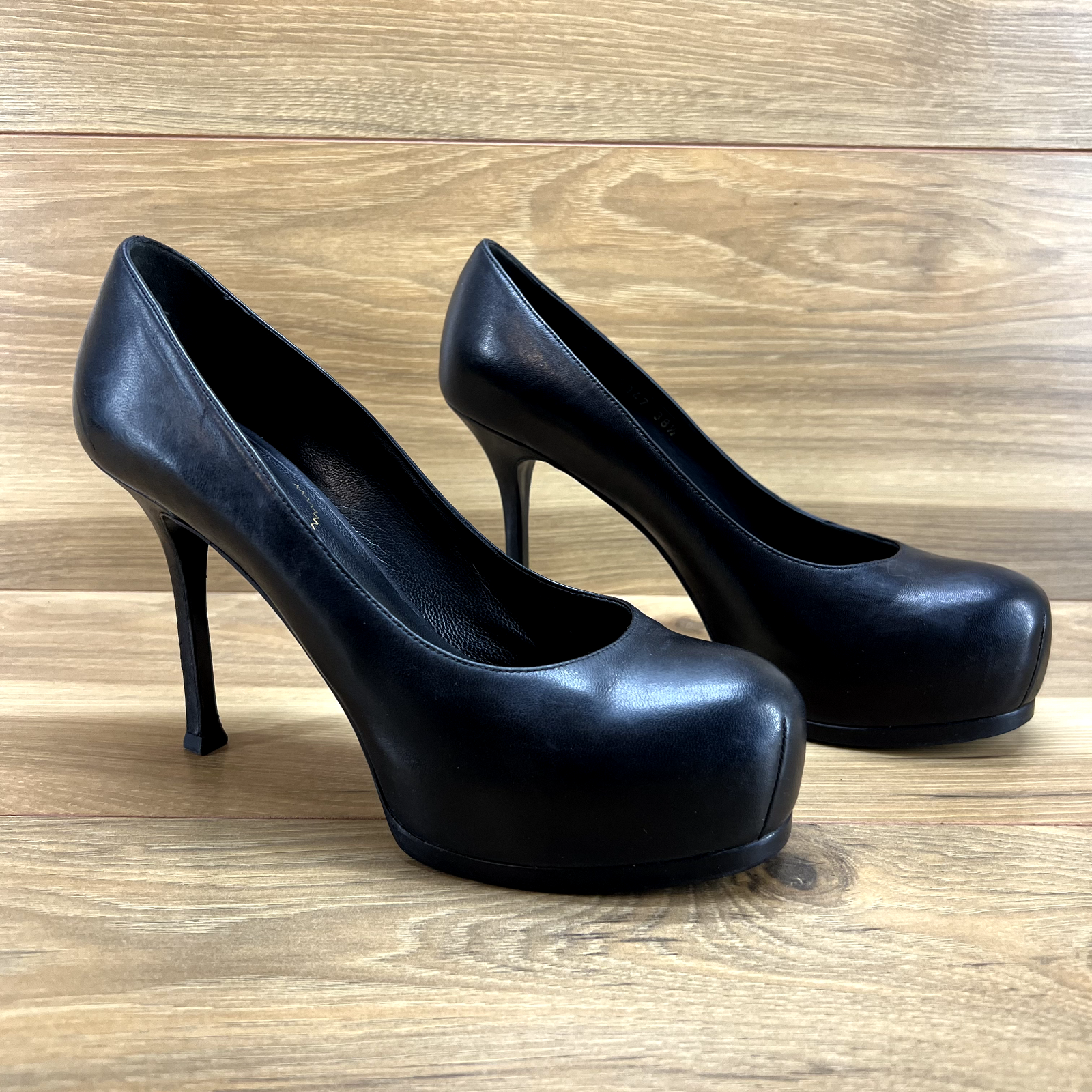 Yves Saint Laurent YSL 8 5 EU 38 5 omaggio pelle nera punta tonda tacco plateau