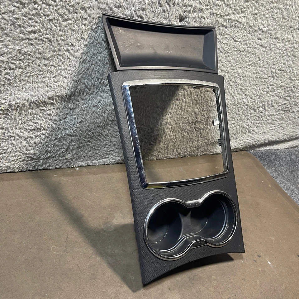 CHRYSLER 300 C SRT8 FIBRA DE CARBONO CONSOLA CENTRAL BANDEJA PORTAVASOS OEM 08-10 Foto 2 de 4