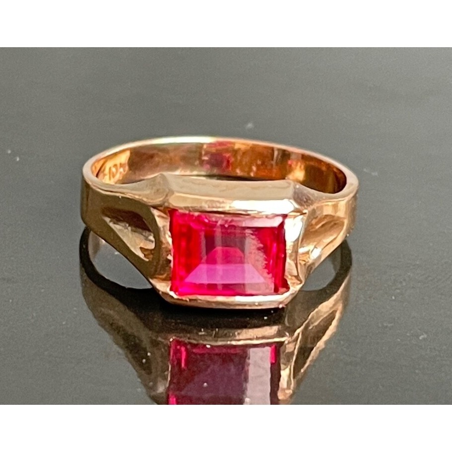 RETRO YELLOW GOLD LAB-CREATED RUBY RING SIZE 7. S… - image 1
