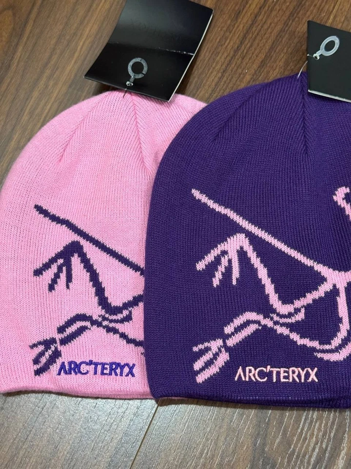 Juego de 2 Gorros Arc'teryx Cabeza de Pájaro Toque - Rosa y Púrpura Lana Tejido Invierno Esquí Foto 2 de 4