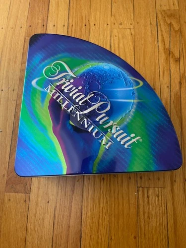 Trivial Pursuit Milennium vintage board game 1998 Hasbro