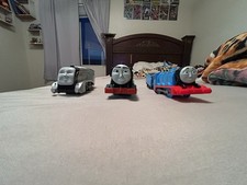 Thomas  Friends Battery Operated Toy Train Lot - Gordon, Henry, Spencer