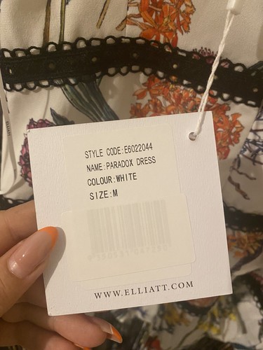 Elliatt Paradox Kleid Neu mit Etikett Maxi Medium Farbe: Weiß - Bild 9 von 11