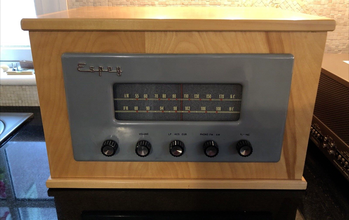Model 100 Espey AM/FM Tube Radio Wood Case Perfect Working