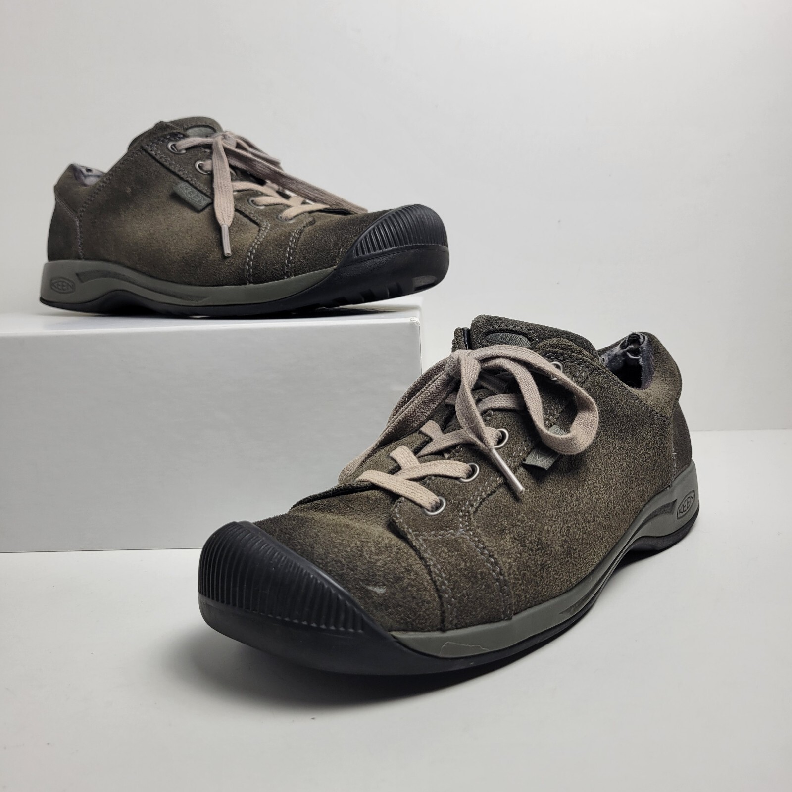 Keen Shoes Reisen sneaker da passeggio donna taglia 9 grigio scamosciato stringate 1011443